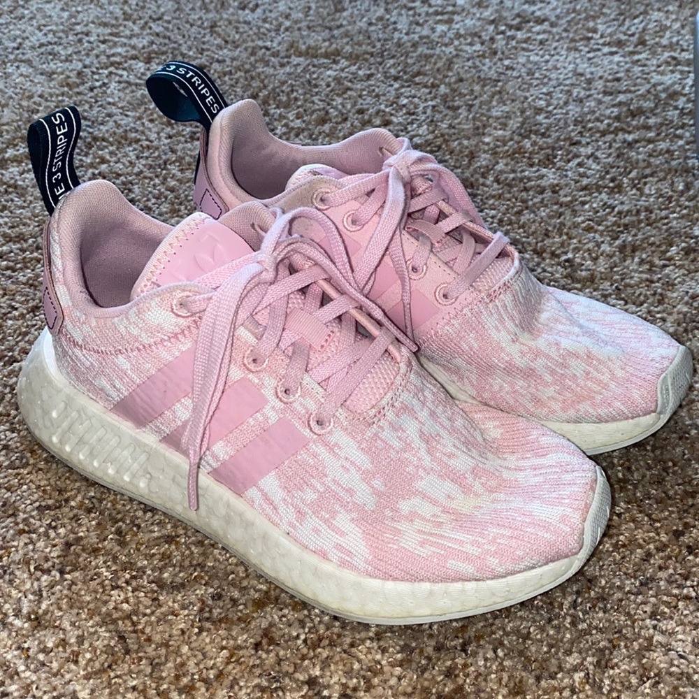 PINK NMD’S